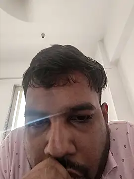 Snapshot of vinay_smalldick chatting on July 10, 3:50 am vinay smalldick online show from July 10, 3:50 am