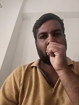 vinay smalldick online show from April 1, 4:14 am