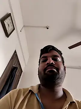 Snapshot of vinay_smalldick chatting on November 16, 2:49 am vinay smalldick online show from November 16, 2:49 am