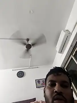 vinay smalldick online show from April 20, 1:45 pm