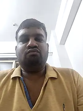 Snapshot of vinay_smalldick chatting on July 6, 3:58 pm vinay smalldick online show from July 6, 3:58 pm