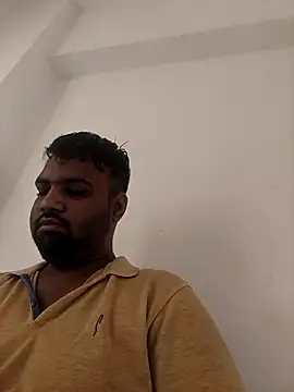 vinay smalldick online show from April 14, 2:16 am