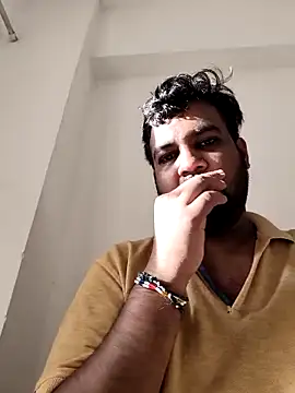 Snapshot of vinay_smalldick chatting on June 17, 2:11 am vinay smalldick online show from June 17, 2:11 am