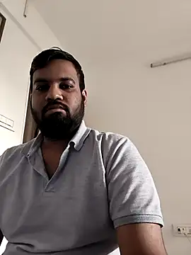 vinay smalldick online show from January 10, 2:40 am