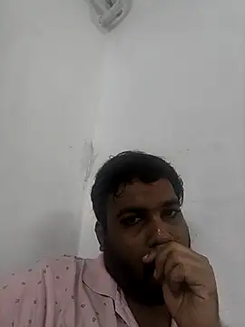 Snapshot of vinay_smalldick chatting on July 2, 3:51 pm vinay smalldick online show from July 2, 3:51 pm
