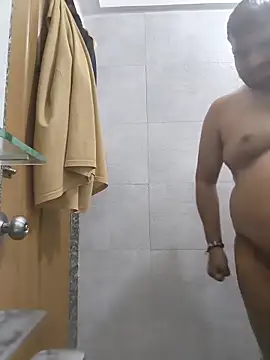 vinay smalldick online show from February 15, 4:13 am