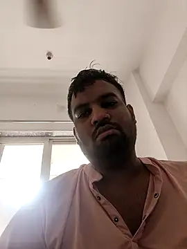 Snapshot of vinay_smalldick chatting on July 12, 6:03 am vinay smalldick online show from July 12, 6:03 am