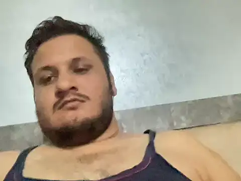 chiikuloveu online show from May 6, 3:43 am