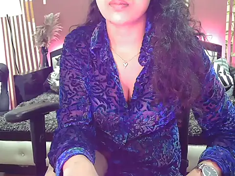 shaalu sharma online show from October 6, 9:04 pm