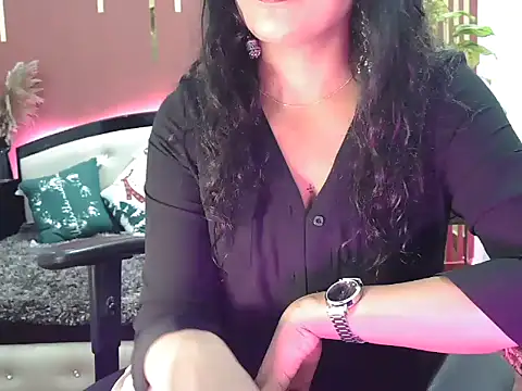 shaalu sharma online show from October 22, 7:30 am