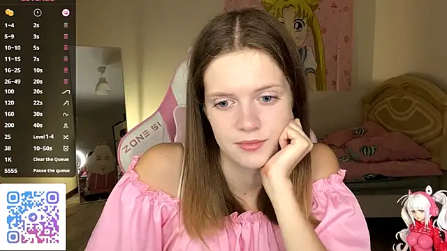 VibeQueenLucy online show from October 9, 3:23 pm