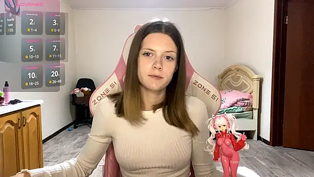 VibeQueenLucy online show from September 12, 6:40 pm