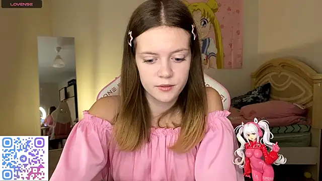 VibeQueenLucy online show from November 2, 12:32 pm