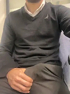 speddy34 online show from December 15, 6:52 am