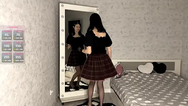 FakeLamb online show from November 9, 9:08 pm