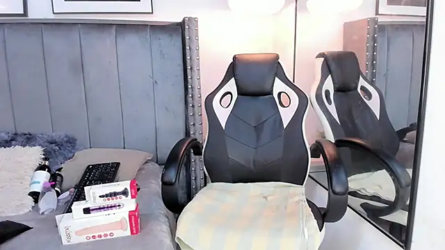 Miyu Komori online show from March 21, 8:13 pm