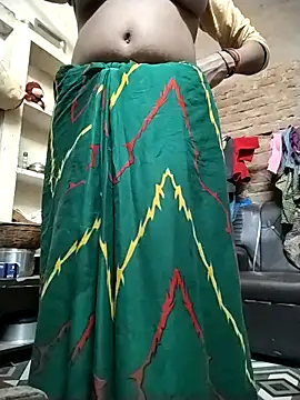 Snapshot of Hita_Grewal chatting on October 31, 7:38 am Hita Grewal online show from October 31, 7:38 am