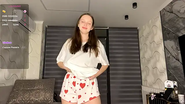 CharlynDini online show from November 25, 4:07 pm