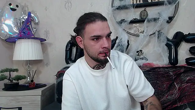 DanyelCarter online show from October 18, 7:27 pm