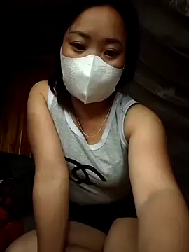 Snapshot of Nana-hi chatting on September 11, 3:17 am Nana-hi online show from September 11, 3:17 am