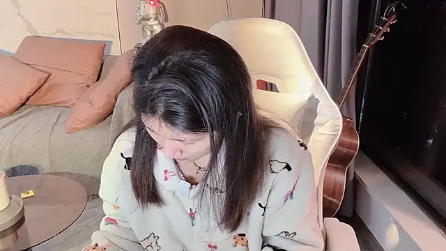 Snapshot of Lixinel-520 chatting on November 13, 11:25 am Lixinel-520 online show from November 13, 11:25 am