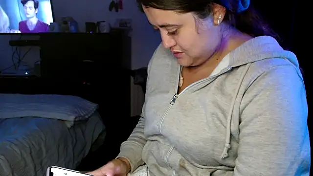 Snapshot of Prill940 chatting on September 22, 5:35 am Prill940 online show from September 22, 5:35 am
