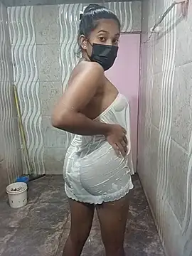Shani Izu online show from May 28, 11:49 am