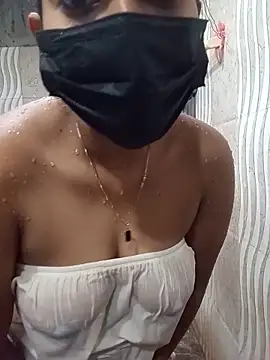 Shani Izu online show from June 7, 7:13 am