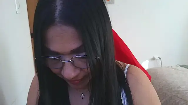 LissafeetHott online show from April 6, 9:27 pm