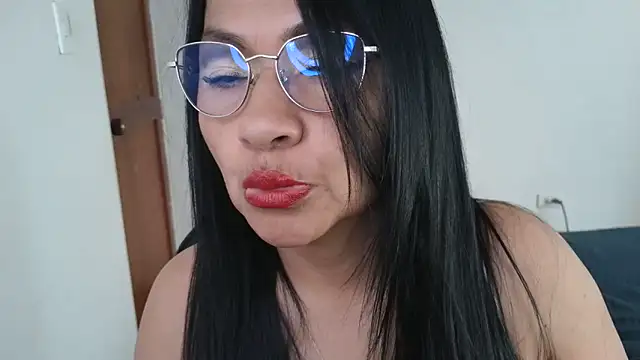 Snapshot of LissafeetHott chatting on September 18, 7:17 pm LissafeetHott online show from September 18, 7:17 pm