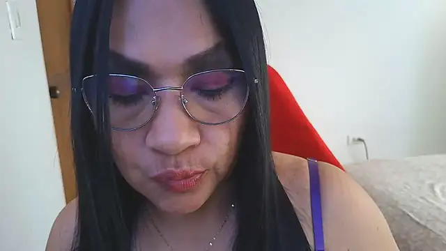 LissafeetHott online show from March 19, 9:04 pm