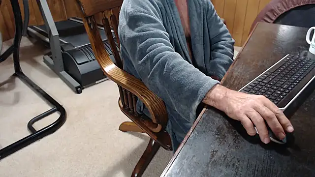 Snapshot of billy471 chatting on October 5, 10:39 am billy471 online show from October 5, 10:39 am