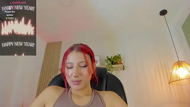 Cristalfoxy  online show from January 8, 7:53 pm