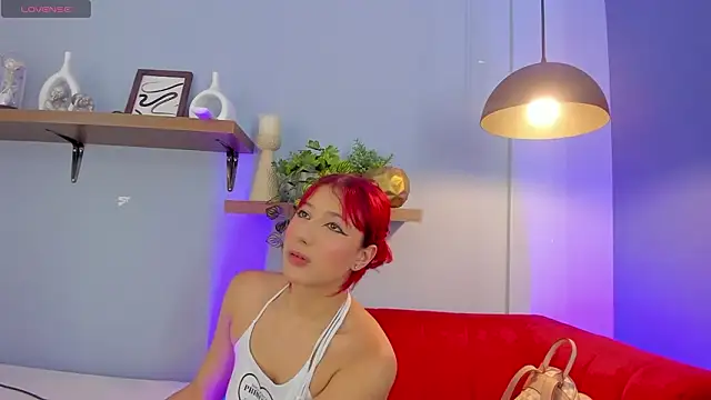 Cristalfoxy  online show from March 12, 8:13 pm