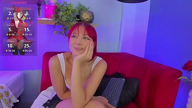 Cristalfoxy  online show from March 11, 8:03 pm