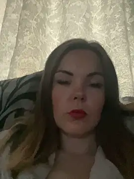 SexyLoLoUK online show from September 19, 7:12 am