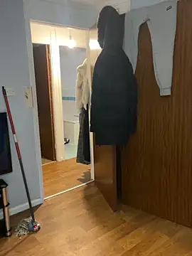 SexyLoLoUK online show from November 4, 4:22 pm