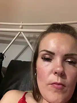 SexyLoLoUK online show from September 9, 3:38 am