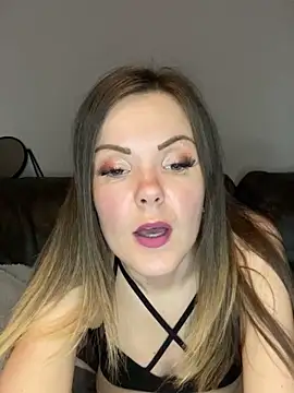 SexyLoLoUK online show from November 12, 6:23 pm