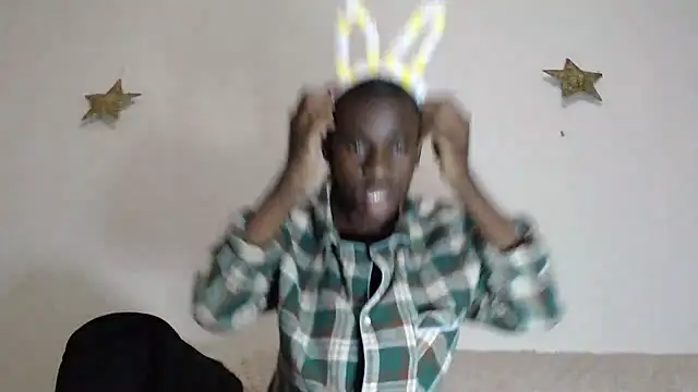 Snapshot of Vince_Favent chatting on October 28, 9:03 pm Vince Favent online show from October 28, 9:03 pm