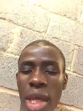 Snapshot of Vince_Favent chatting on September 8, 5:12 pm Vince Favent online show from September 8, 5:12 pm