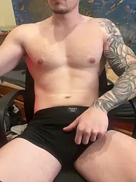 Snapshot of fronkie9384 chatting on March 9, 12:20 pm fronkie9384 online show from March 9, 12:20 pm