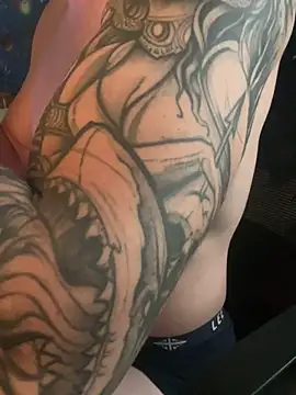 fronkie9384 online show from December 1, 10:16 am