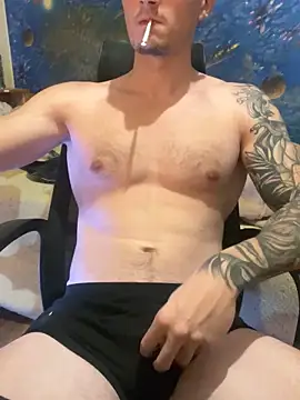 fronkie9384 online show from November 7, 10:46 pm