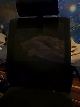 Snapshot of fronkie9384 chatting on January 16, 10:08 am fronkie9384 online show from January 16, 10:08 am