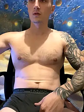 fronkie9384 online show from October 27, 8:54 pm