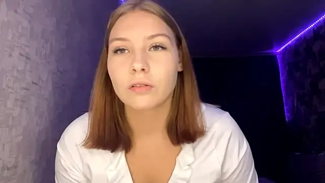 Snapshot of SwiiSweet chatting on October 17, 4:09 pm SwiiSweet online show from October 17, 4:09 pm