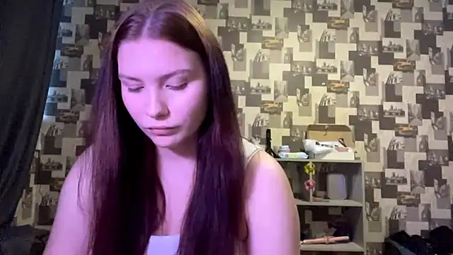 Snapshot of SwiiSweet chatting on September 16, 4:08 pm SwiiSweet online show from September 16, 4:08 pm