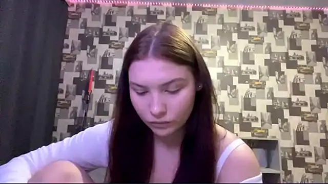 Snapshot of SwiiSweet chatting on September 17, 4:09 pm SwiiSweet online show from September 17, 4:09 pm