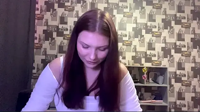 Snapshot of SwiiSweet chatting on September 10, 4:06 pm SwiiSweet online show from September 10, 4:06 pm